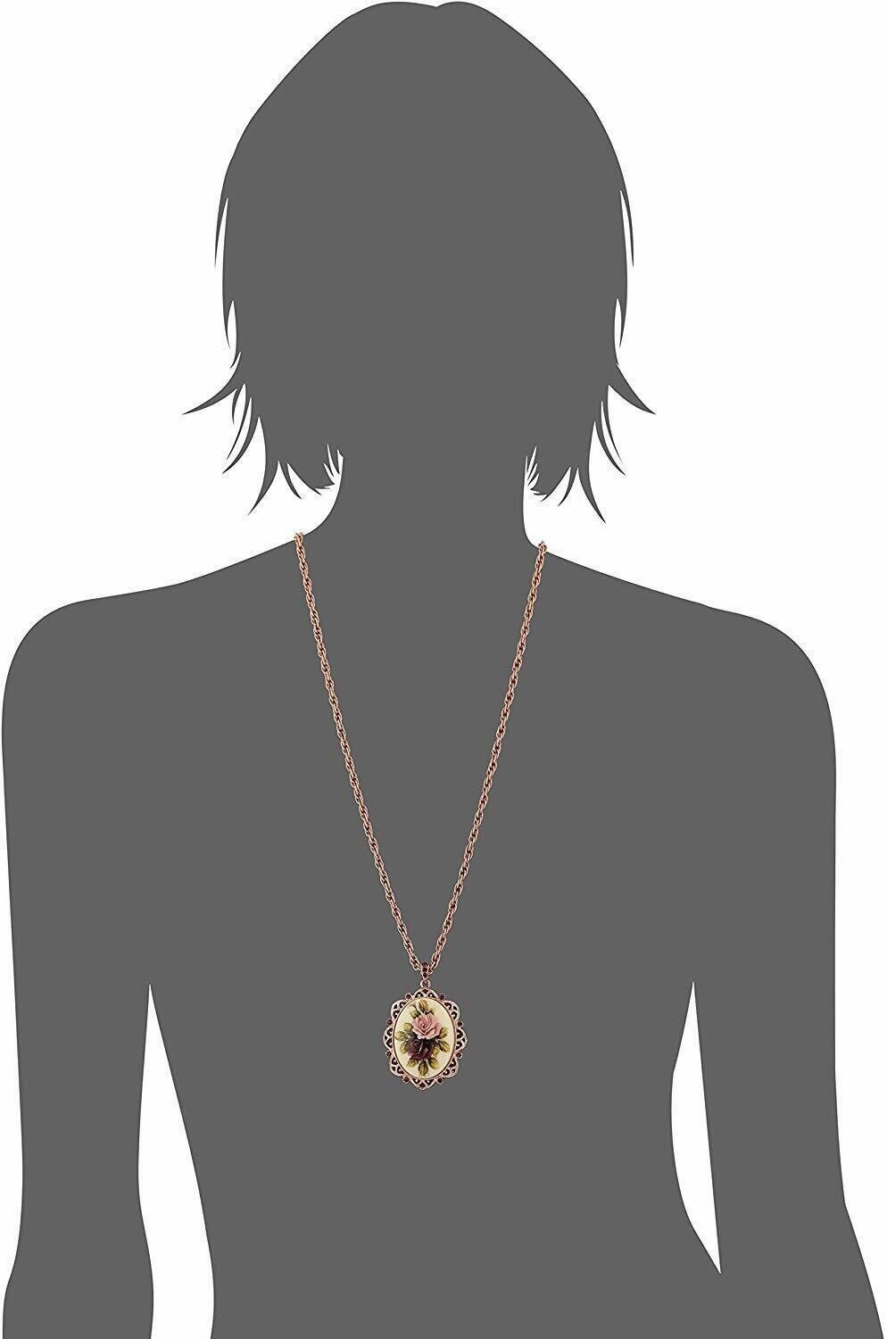 1928 Jewelry Manor House Victorian Pendant Necklace, 28"