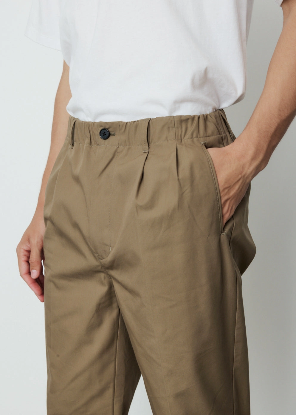 2 Tuck Pressed Pants