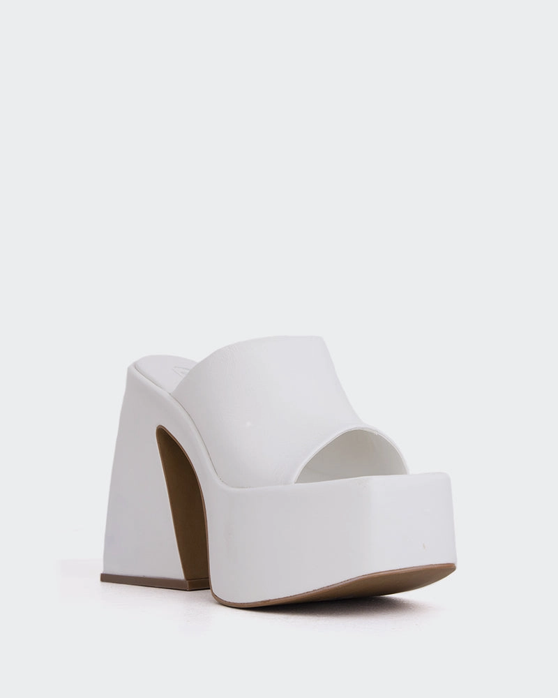 Kalua White Leather