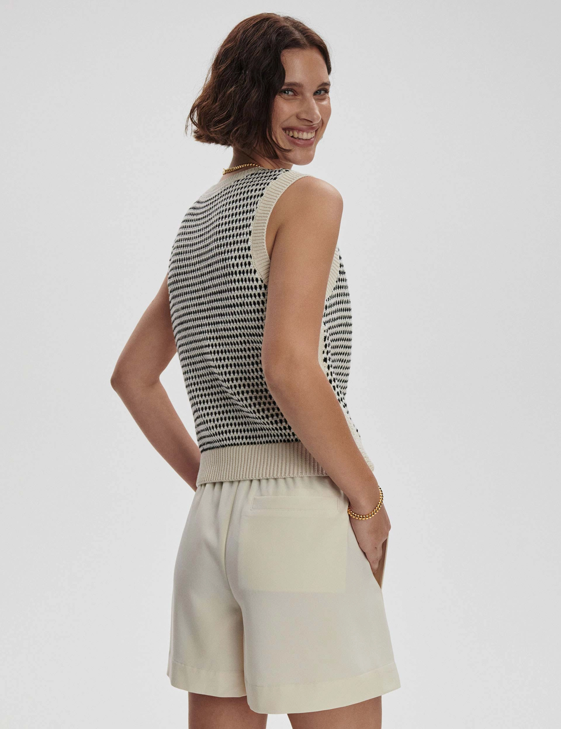 Knowles Textured Knit Vest - Birch