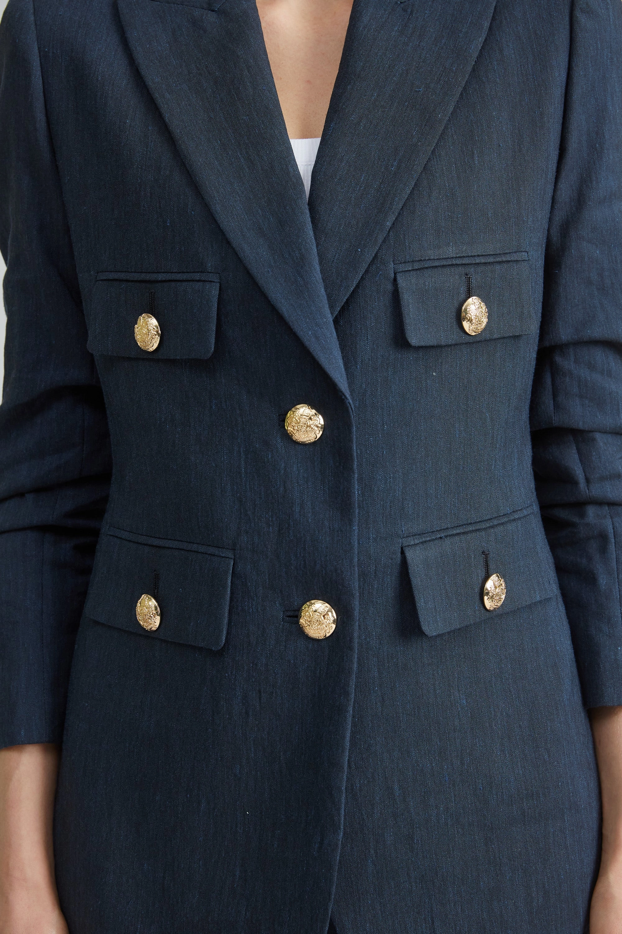 Linen Crest Button Blazer