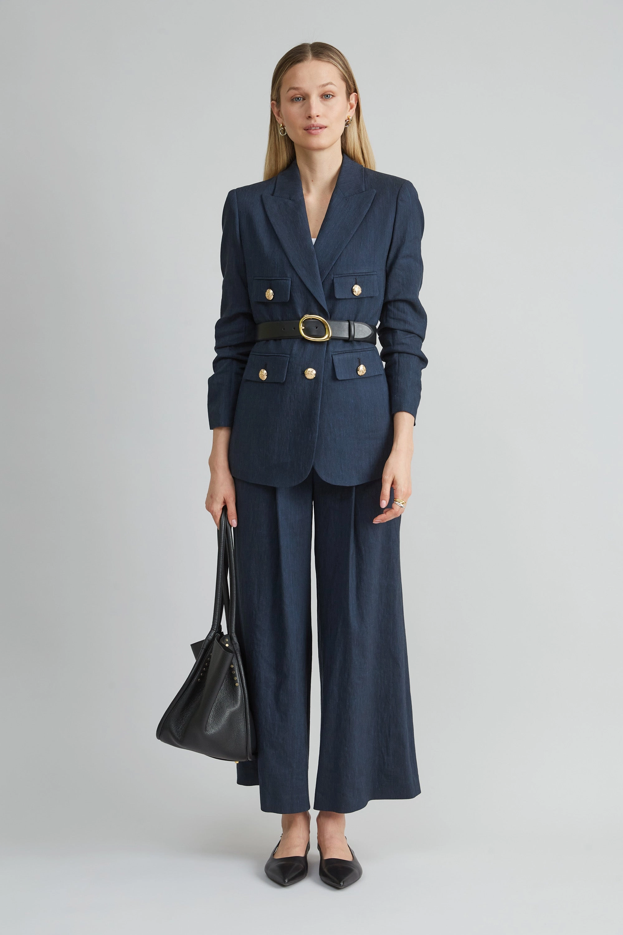 Linen Crest Button Blazer