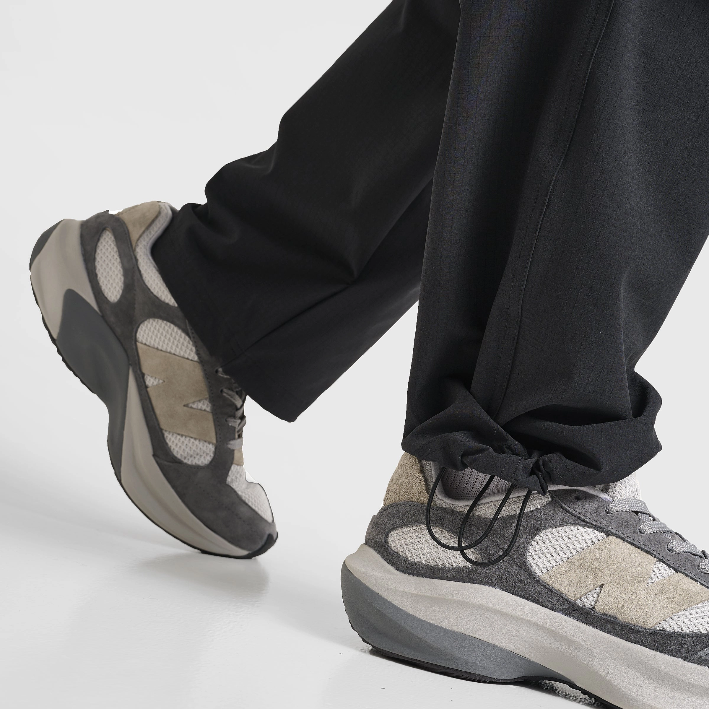 New Balance Ripstop Cargo Pants / Black