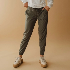 Olive Jetsetters