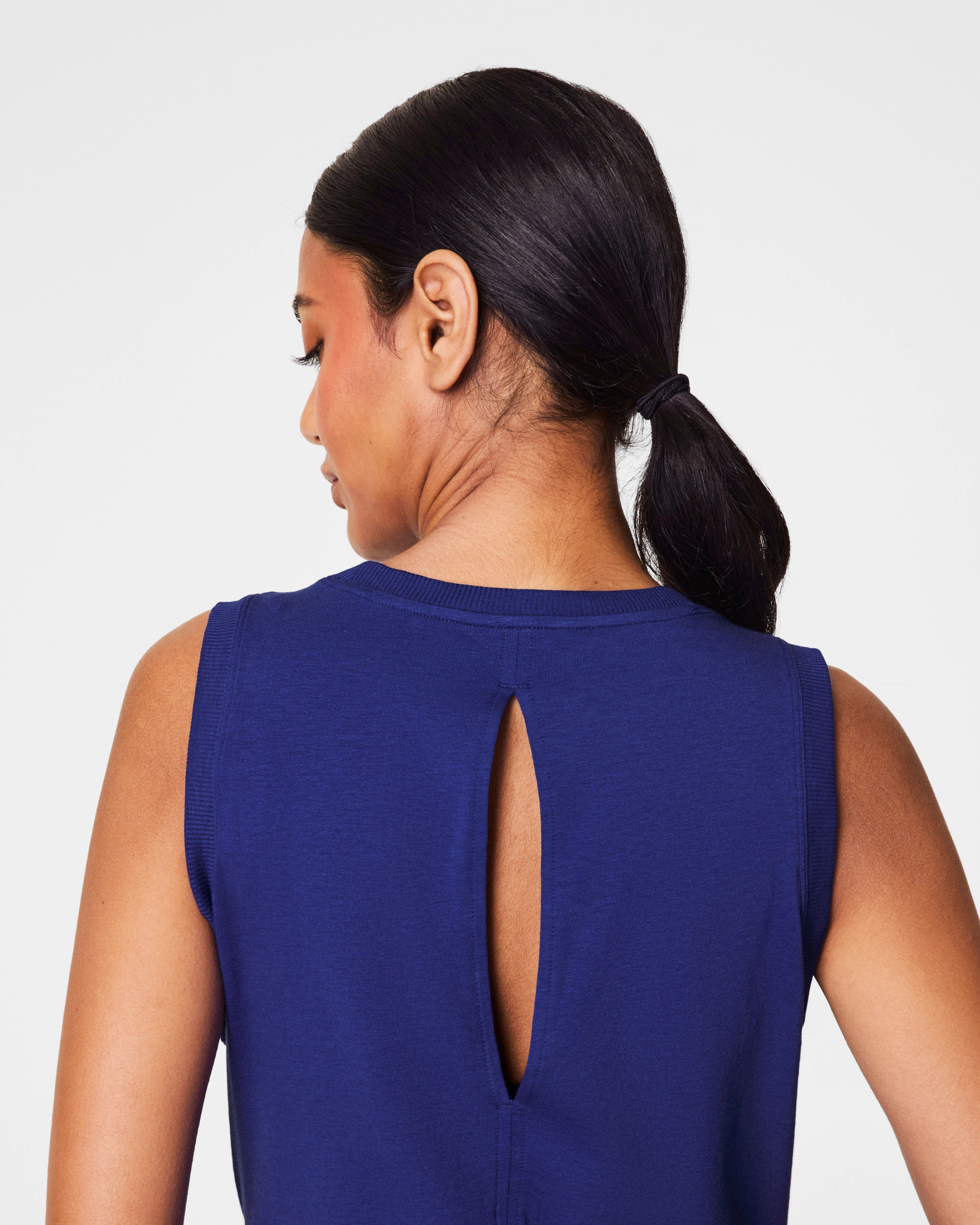 SPANX® Active Cutout Tank