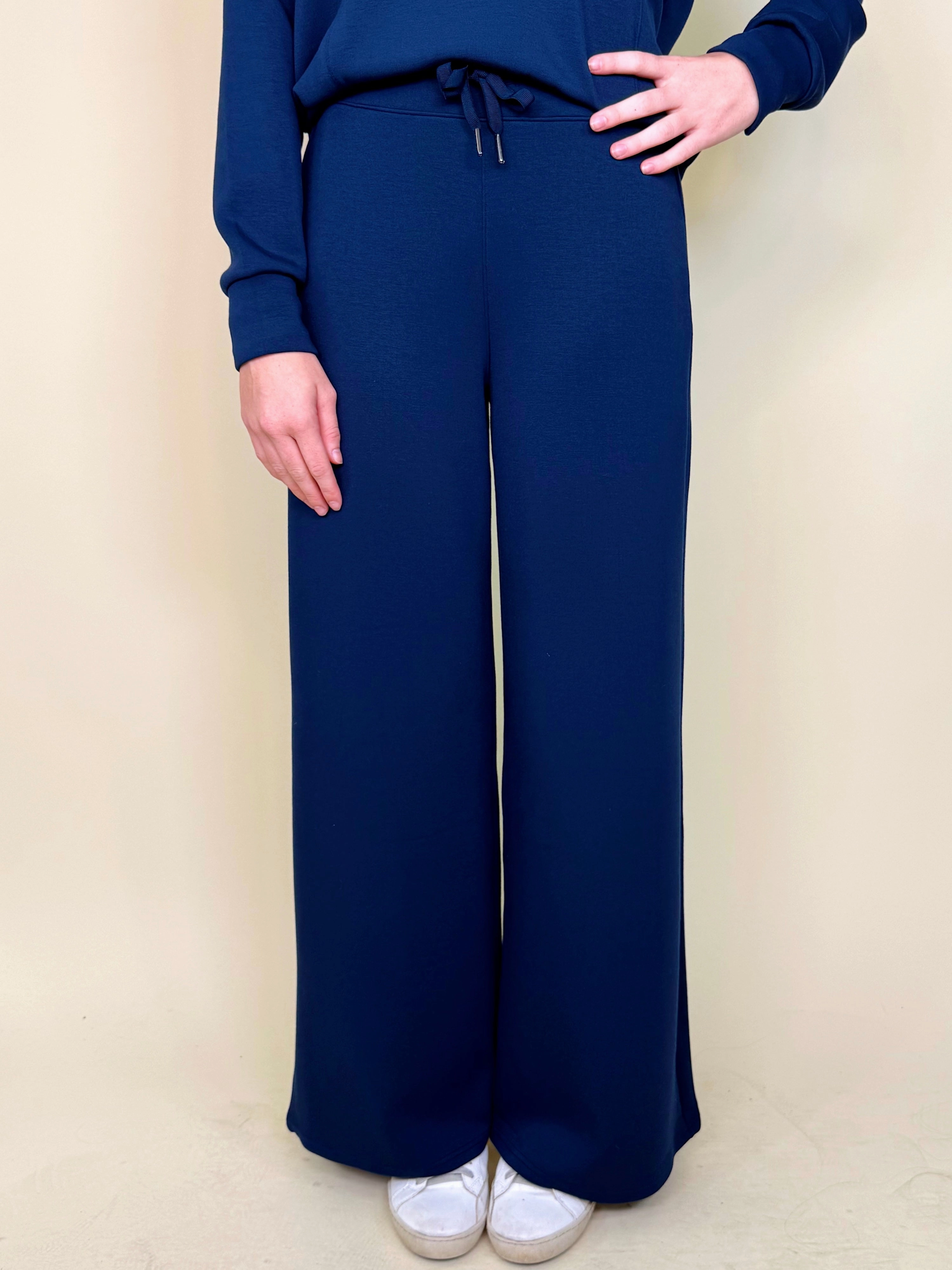 Spanx AirEssentials Wide Leg Pant
