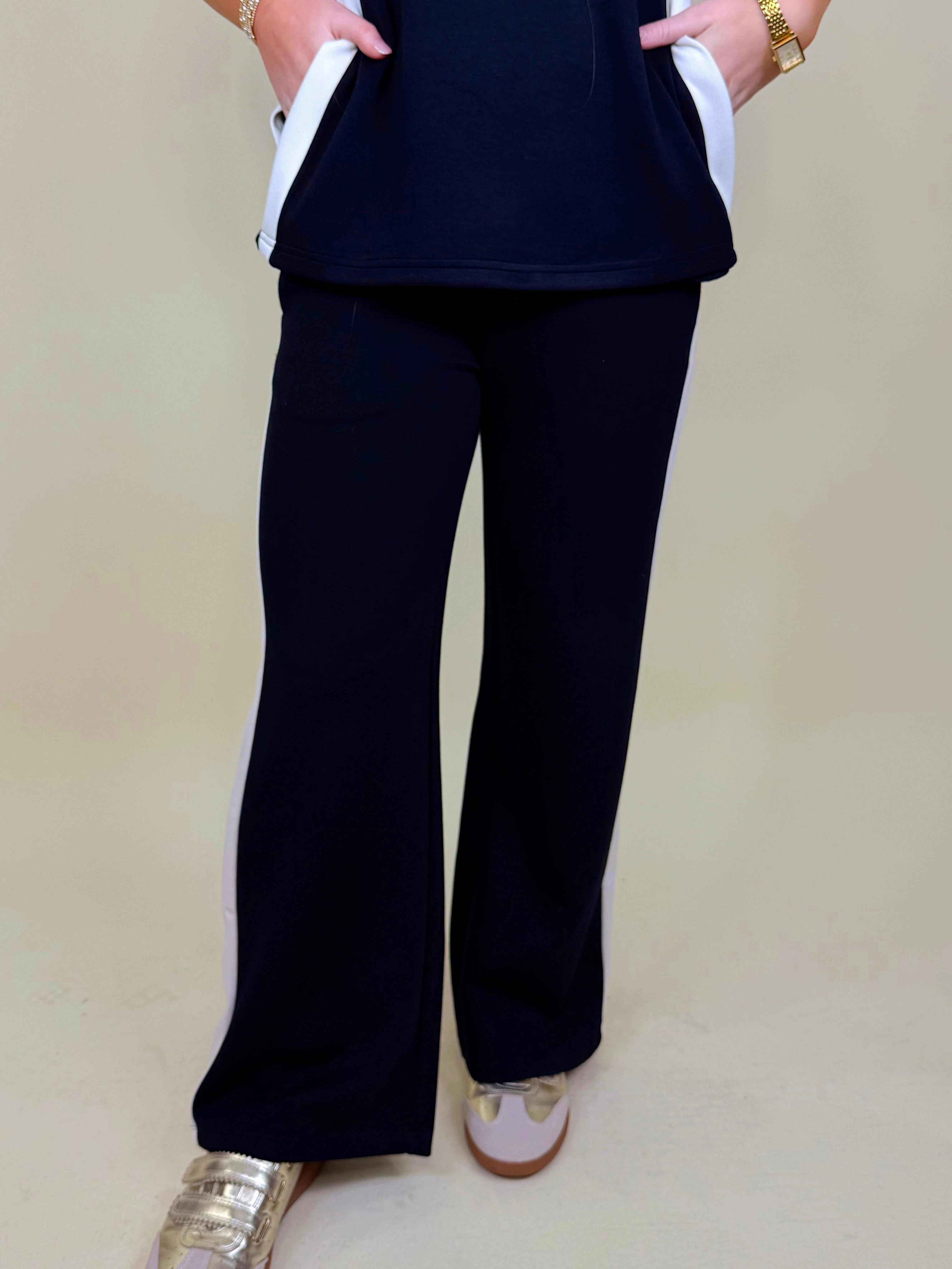 The Hollis Bottoms | P. Cill