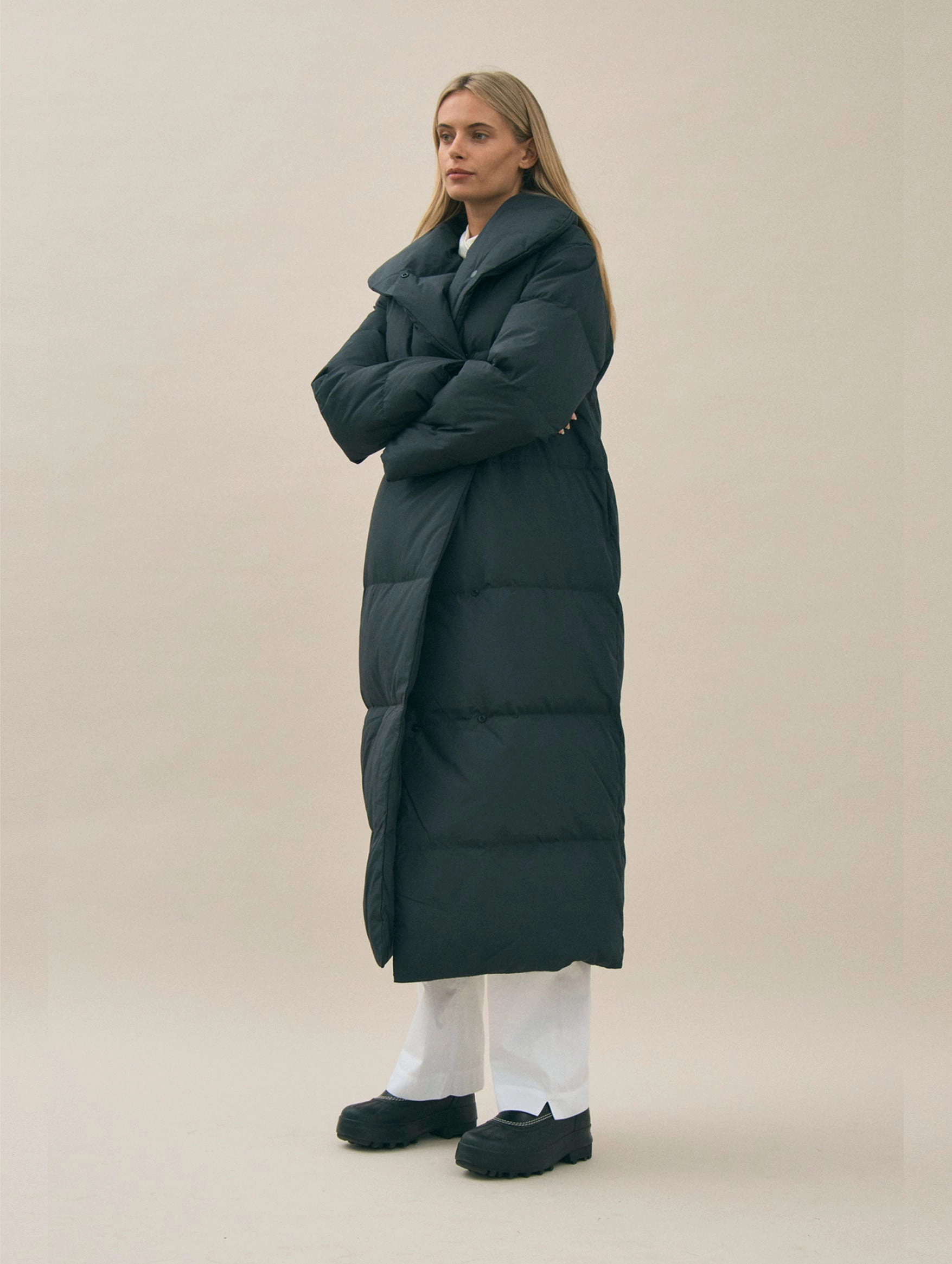 The Puffer Coat in Black